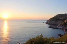 Talamone Vista su bagno delle donne